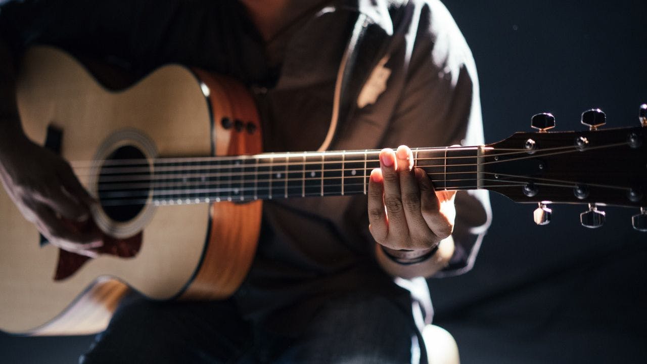 15 astuces à savoir pour apprendre la guitare
