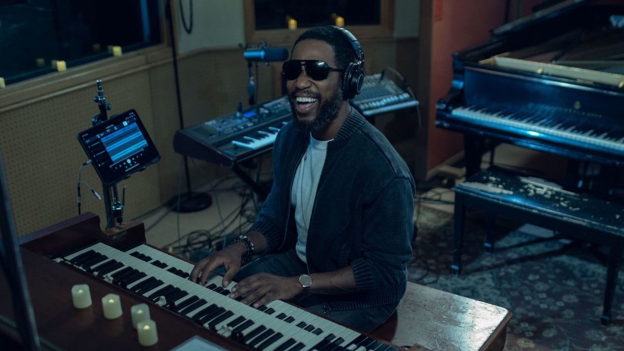 cory-henry-playing.jpg