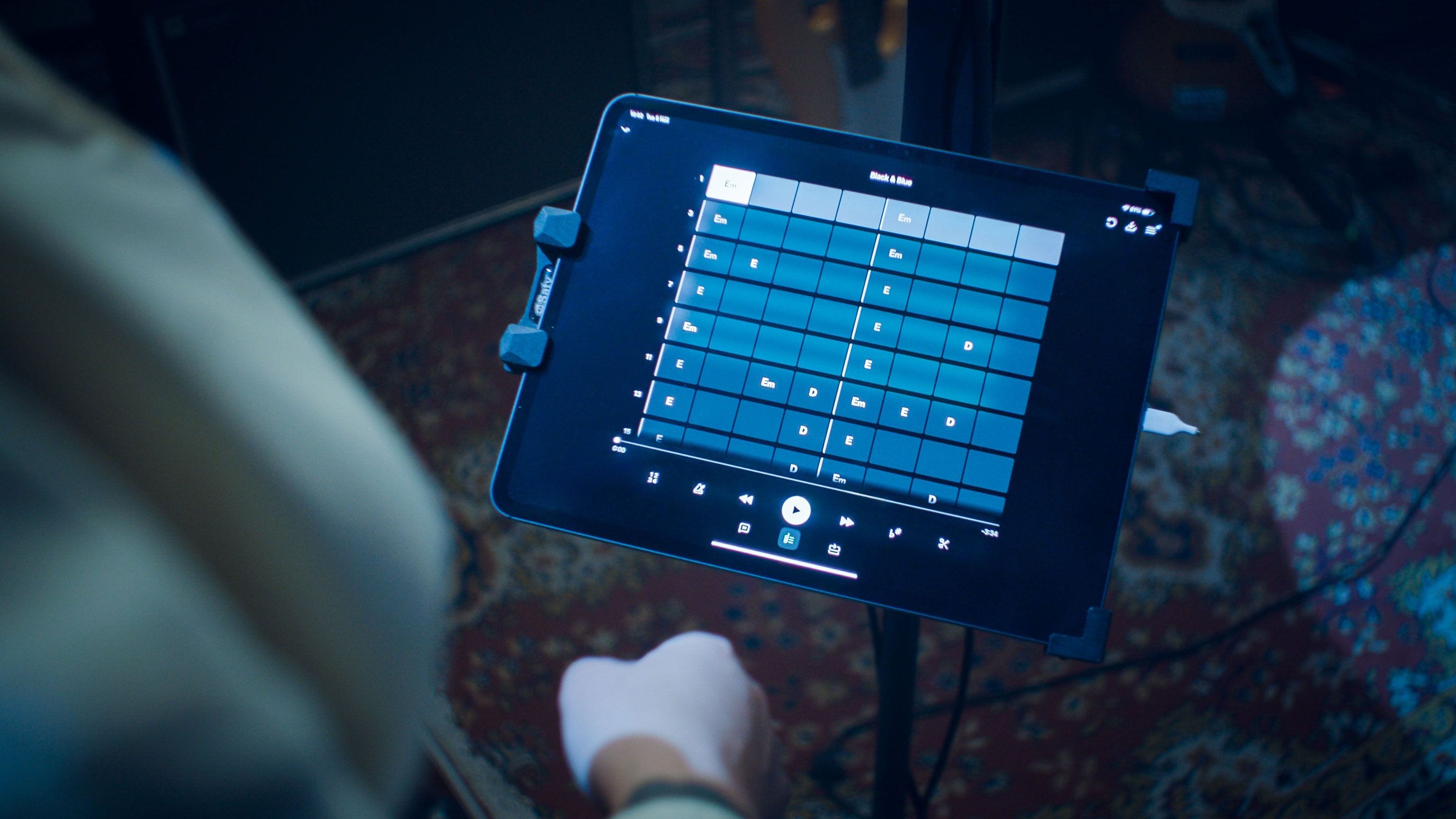 moises-ipad-chords-view.jpg